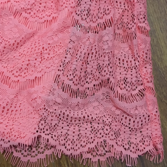 pink strapless lacey sundress - Picture 4 of 4
